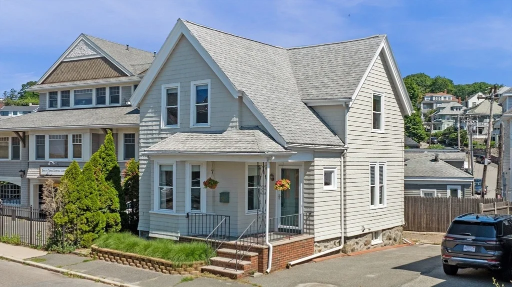 Photo of 32 Puritan Road
