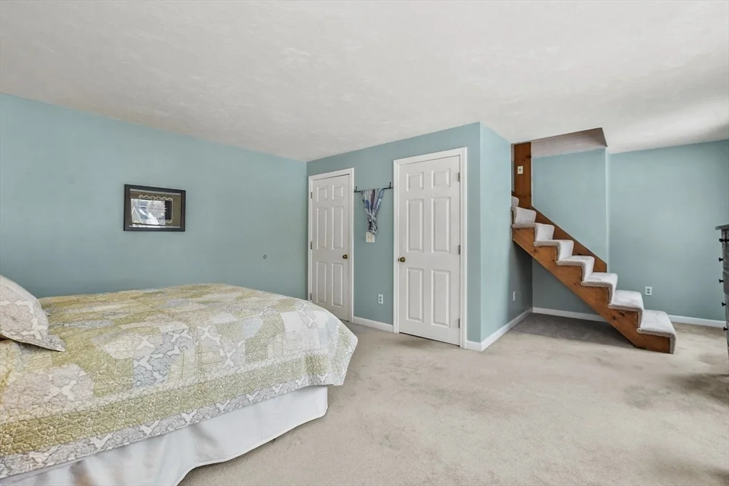 Photo of Unit 18 at 18 Fieldstone Street