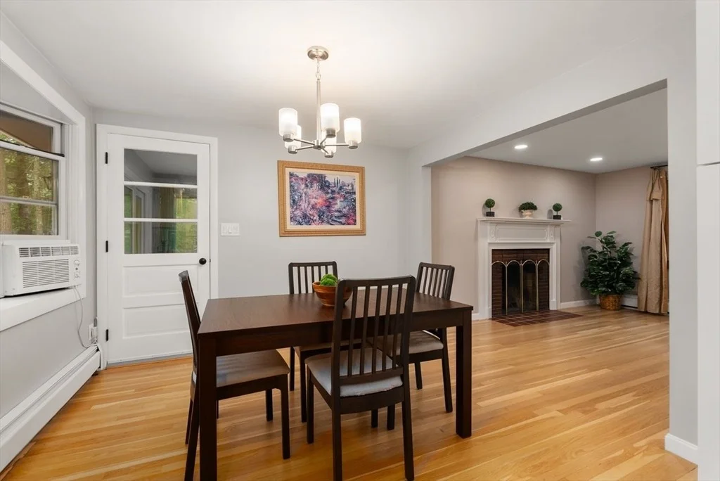 Photo of 25 Meadowbrook Road