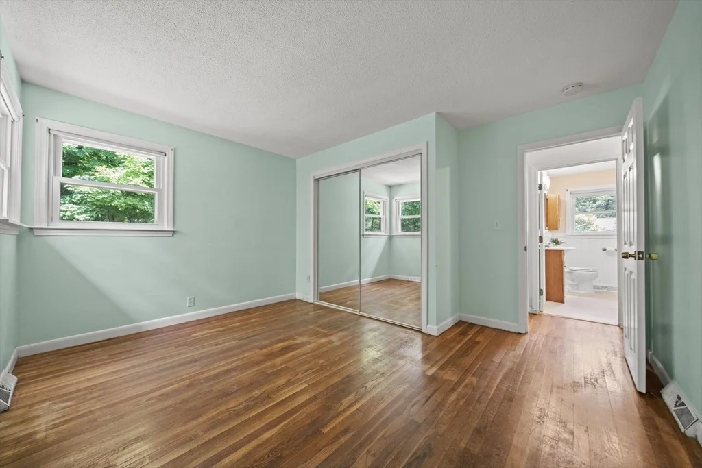 Photo of 58 Basse Rd