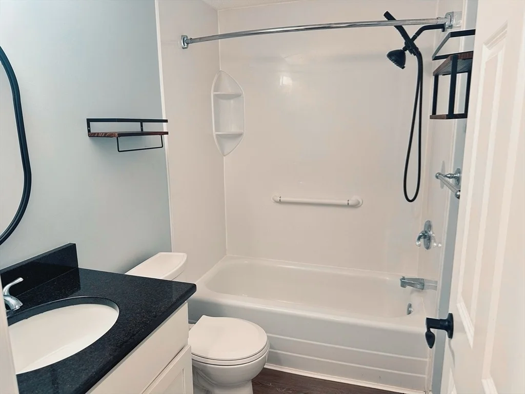 Photo of Unit D at 4 Maple Crest Circle