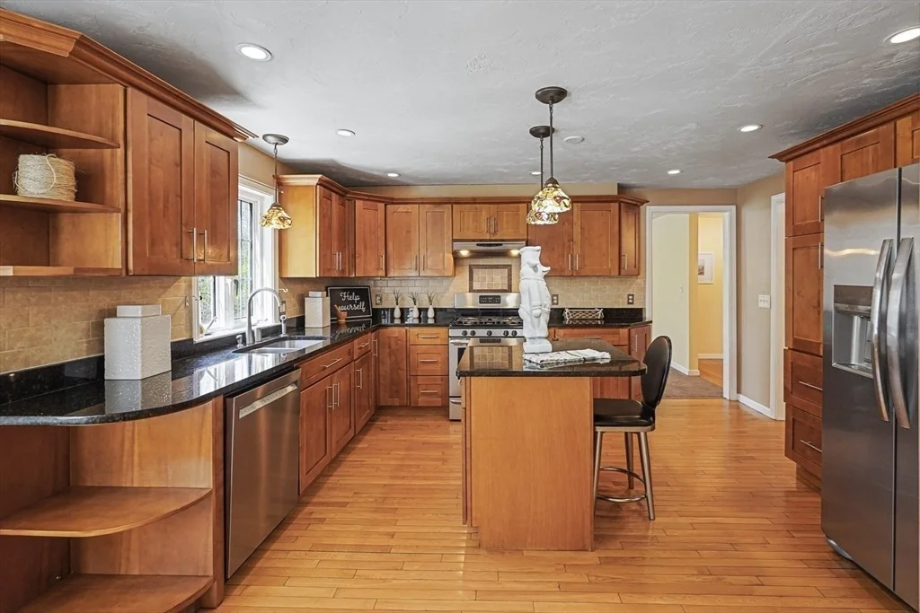 Photo of 9 Cardinal Cir