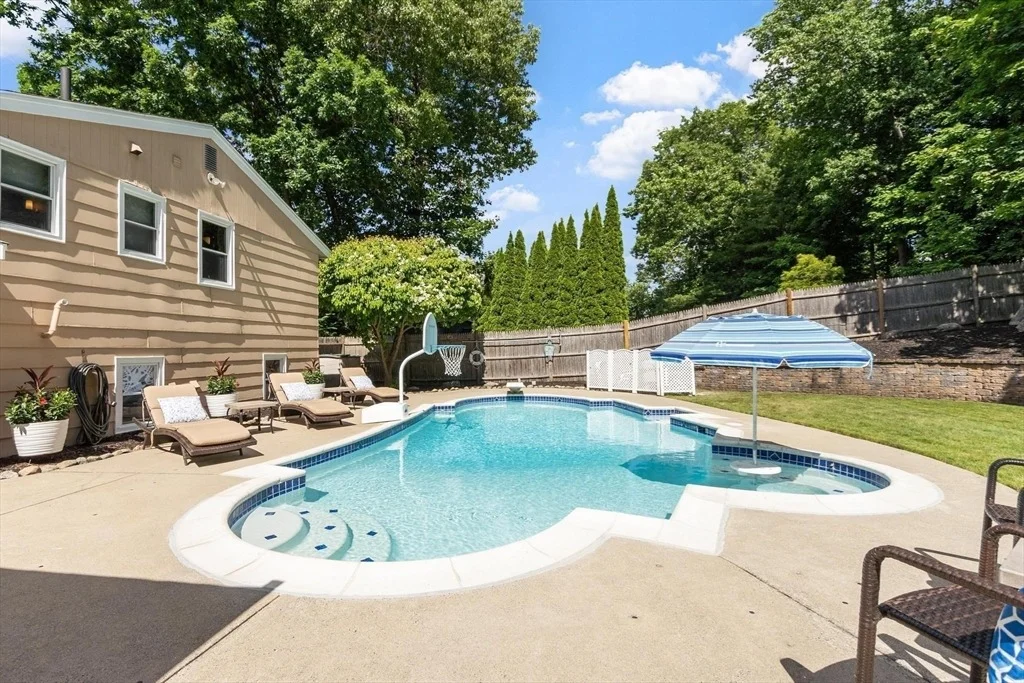 Photo of 9 Brookbridge Rd