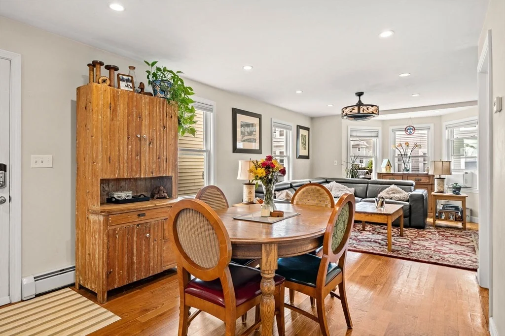 Photo of 15 Beacon St