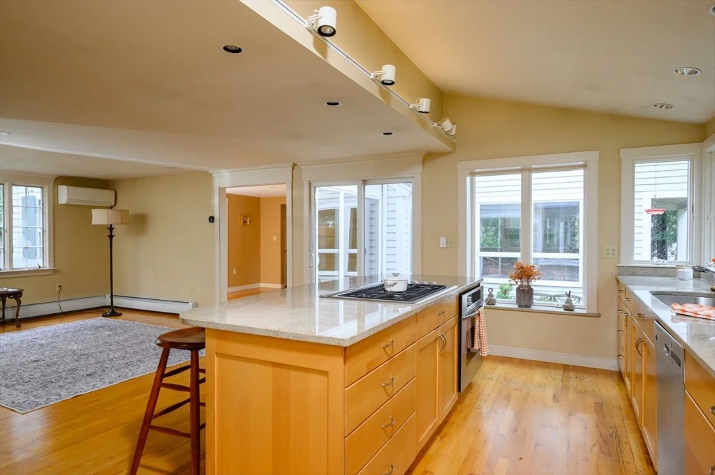 Photo of 79 Whitcomb Ave