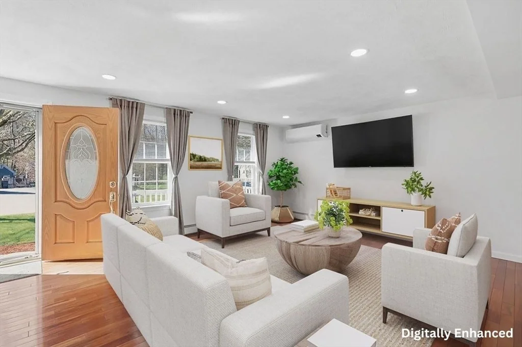 Photo of 230 Evelina Drive