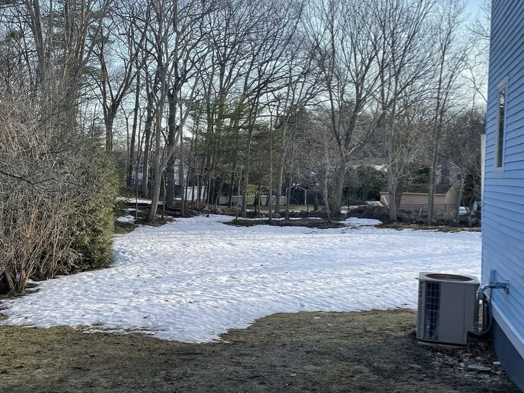 Photo of 12 Heritage Ln