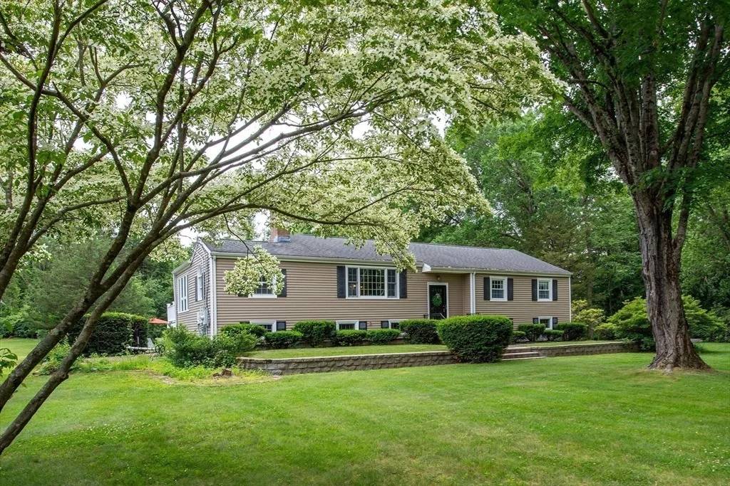 Photo of 7 Perkins Row