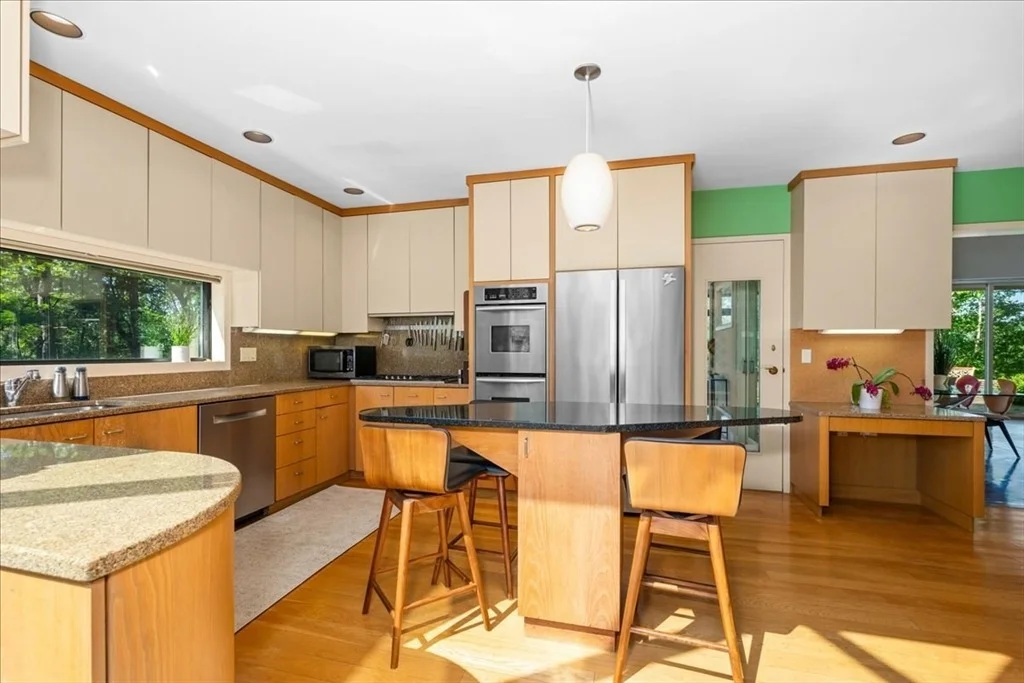 Photo of 45 Hickory Dr