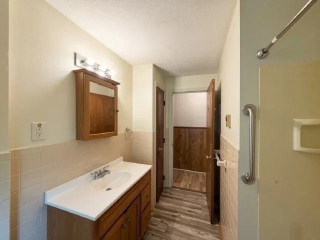 Photo of 178 N Main St
