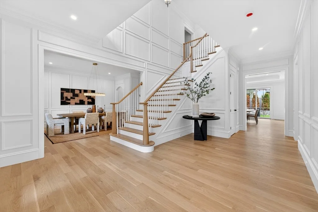 Photo of 8 Crestview Road
