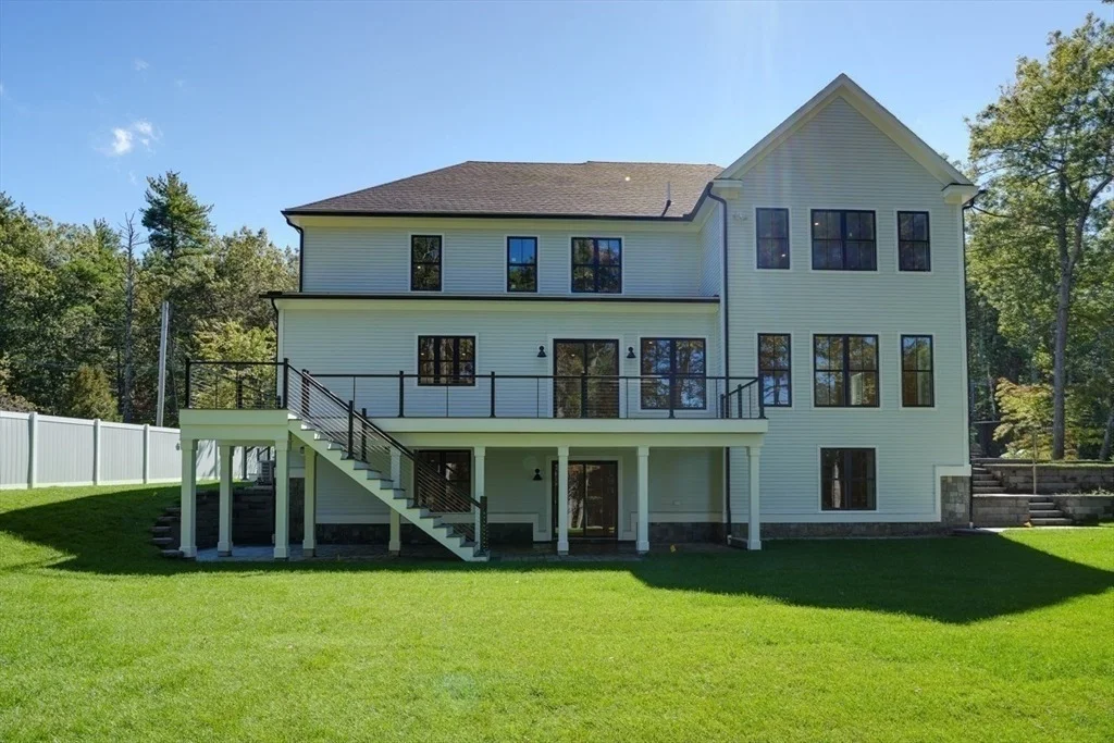 Photo of 788 Main St