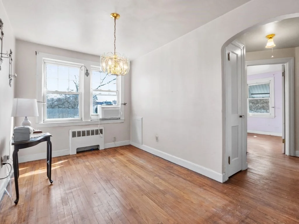 Photo of 15 Westbrook Circle