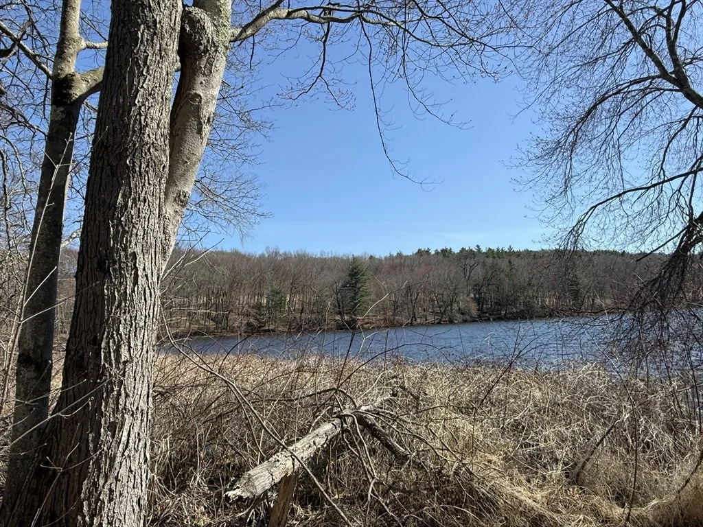 Photo of 277 River Drive