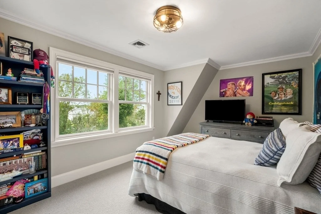 Photo of 11 Baileys Cswy