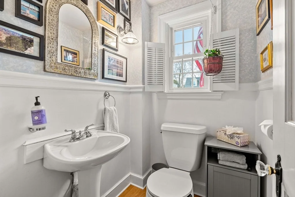 Photo of 23 Sevinor Rd
