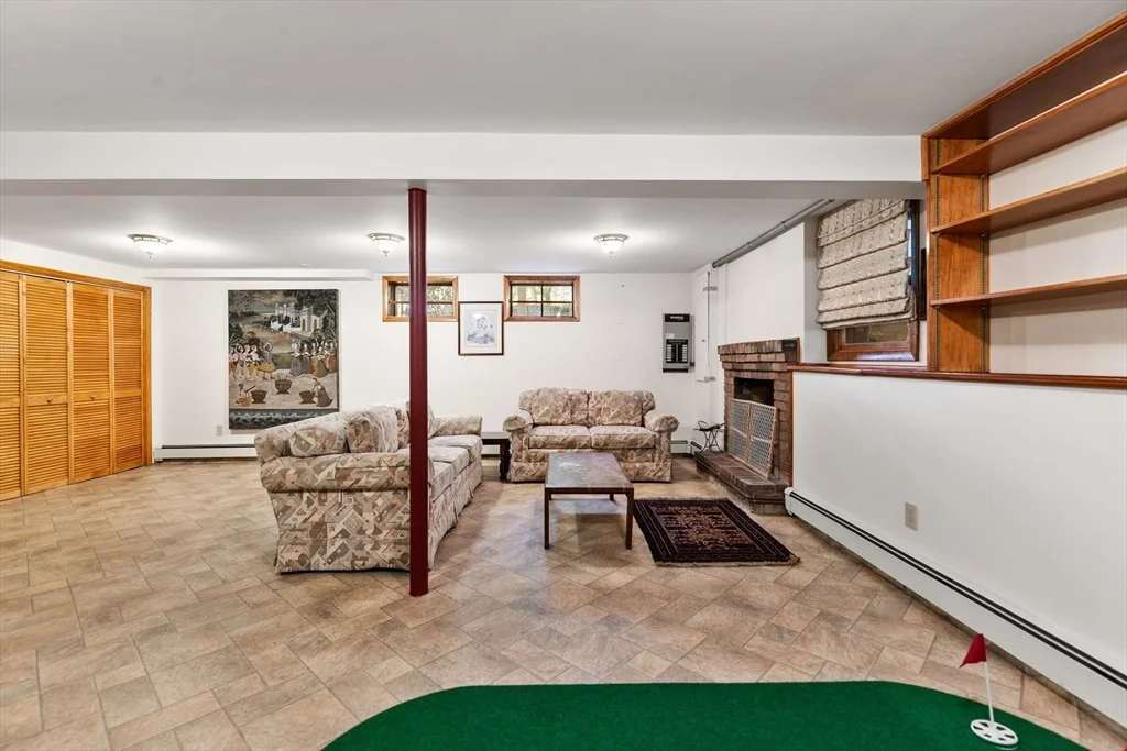 Photo of 6 Maureen Rd