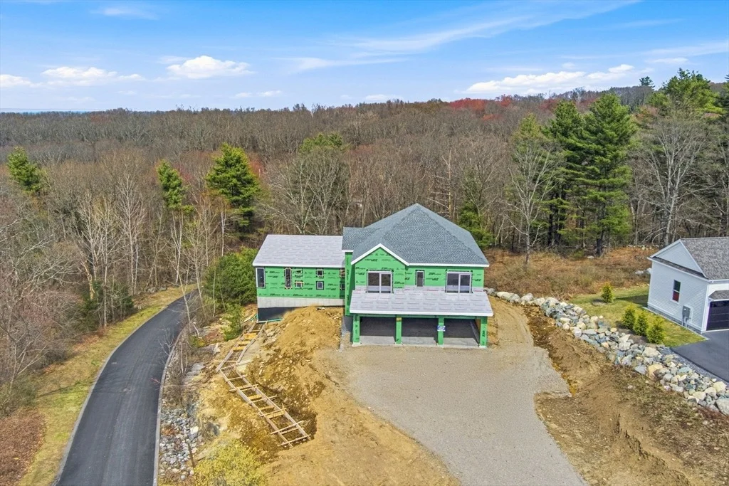 Photo of 135 Nobscot Drive