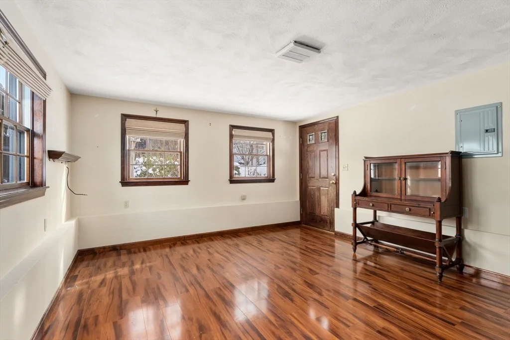 Photo of 84 Crosby Rd