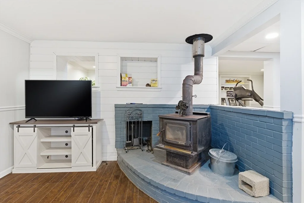 Photo of 72 Kevin Dr
