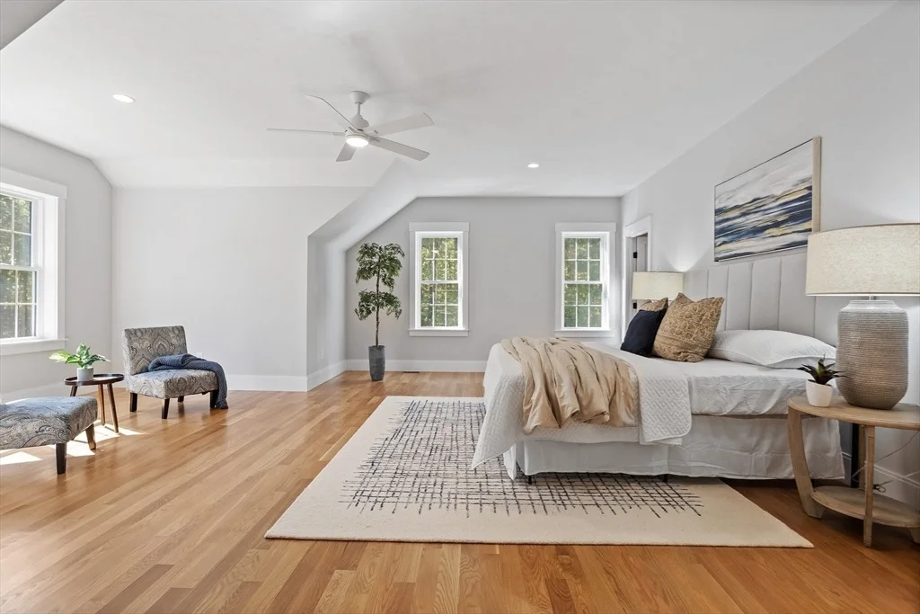 Photo of 236 Bolton Rd