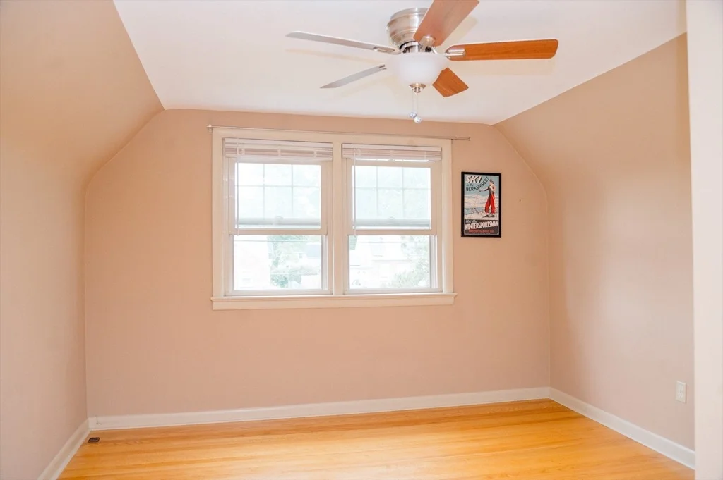 Photo of 40 Sampson Pkwy