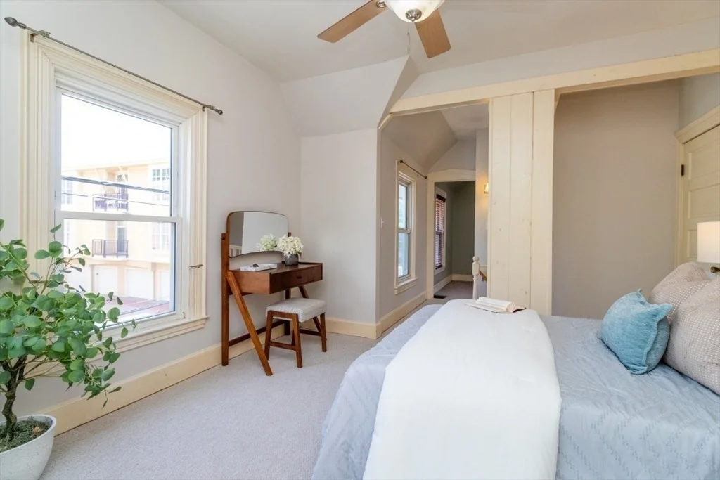 Photo of 31 Loring St