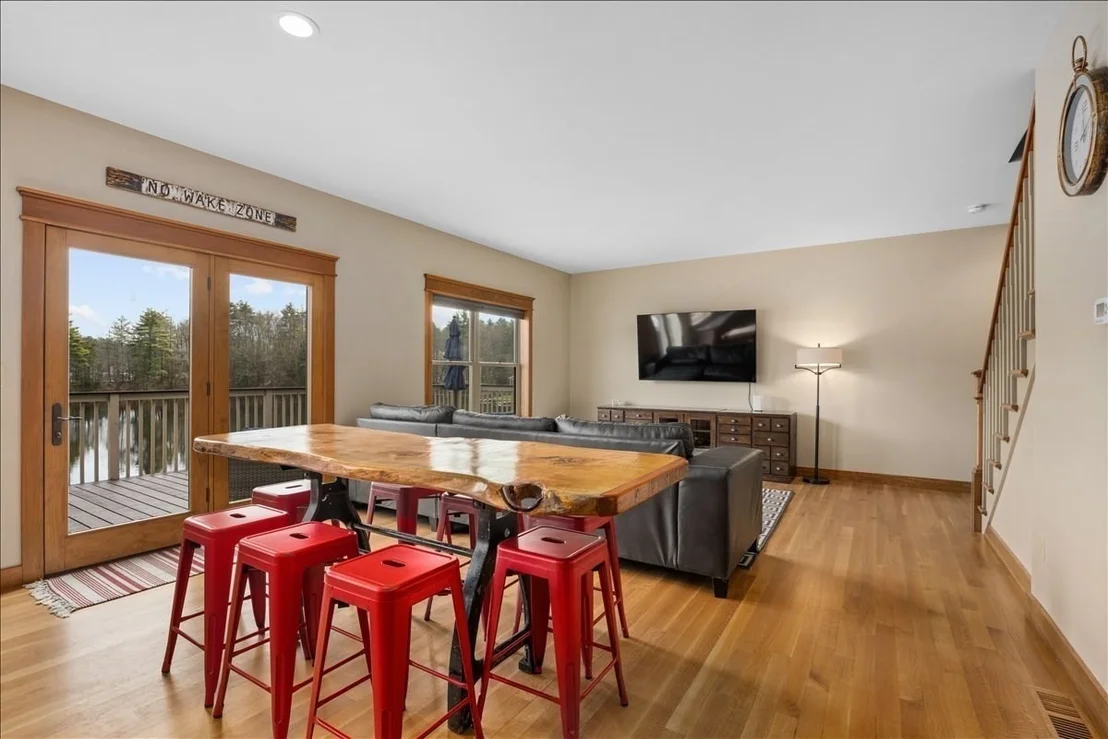 Photo of 105 Sandy Beach Rd