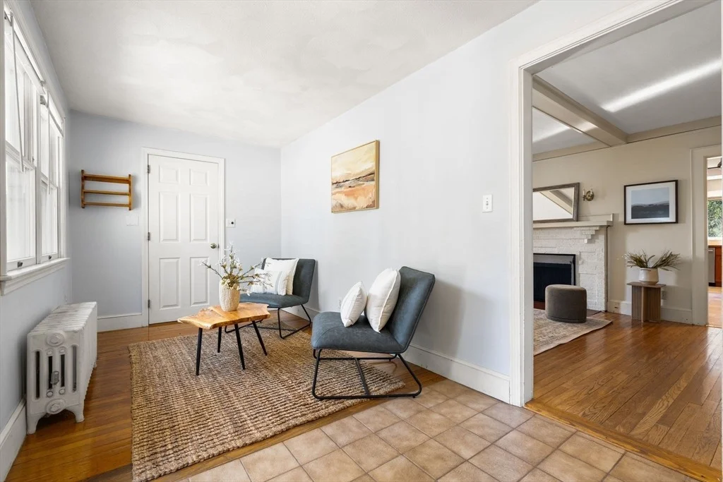Photo of 305 Park Ave