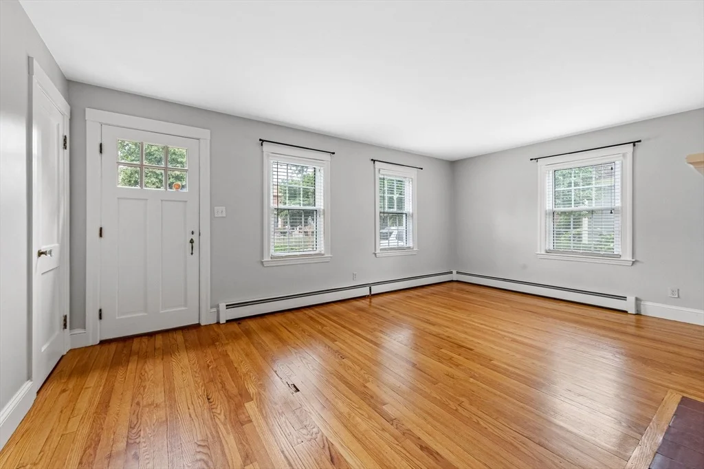 Photo of 9 Auburn Rd