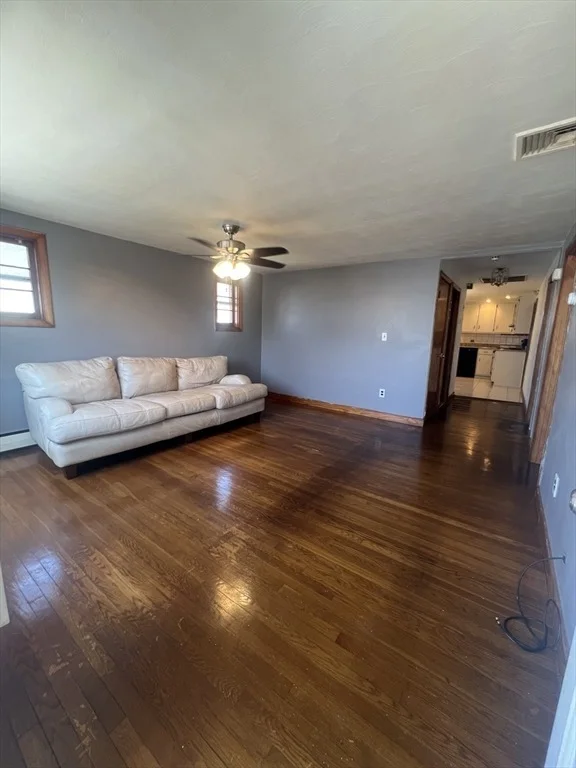 Photo of 13 Lantern Rd