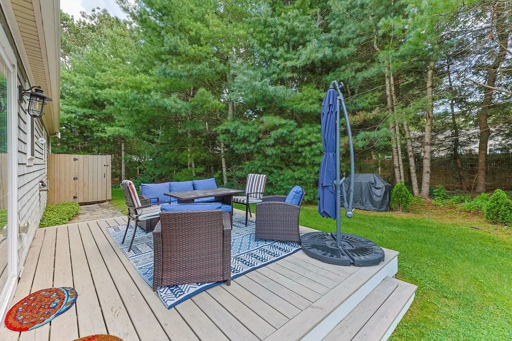 Photo of 75 Jobys Ln