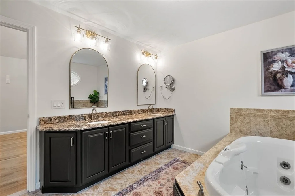 Photo of 3 Opal Cir
