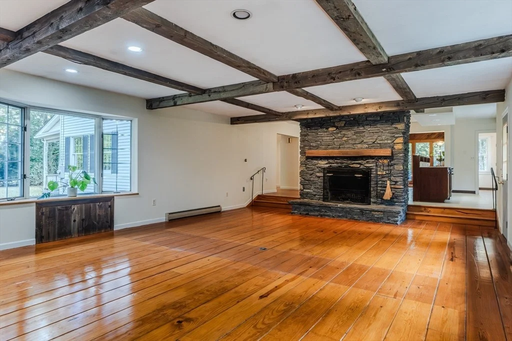 Photo of 7 Roosevelt St