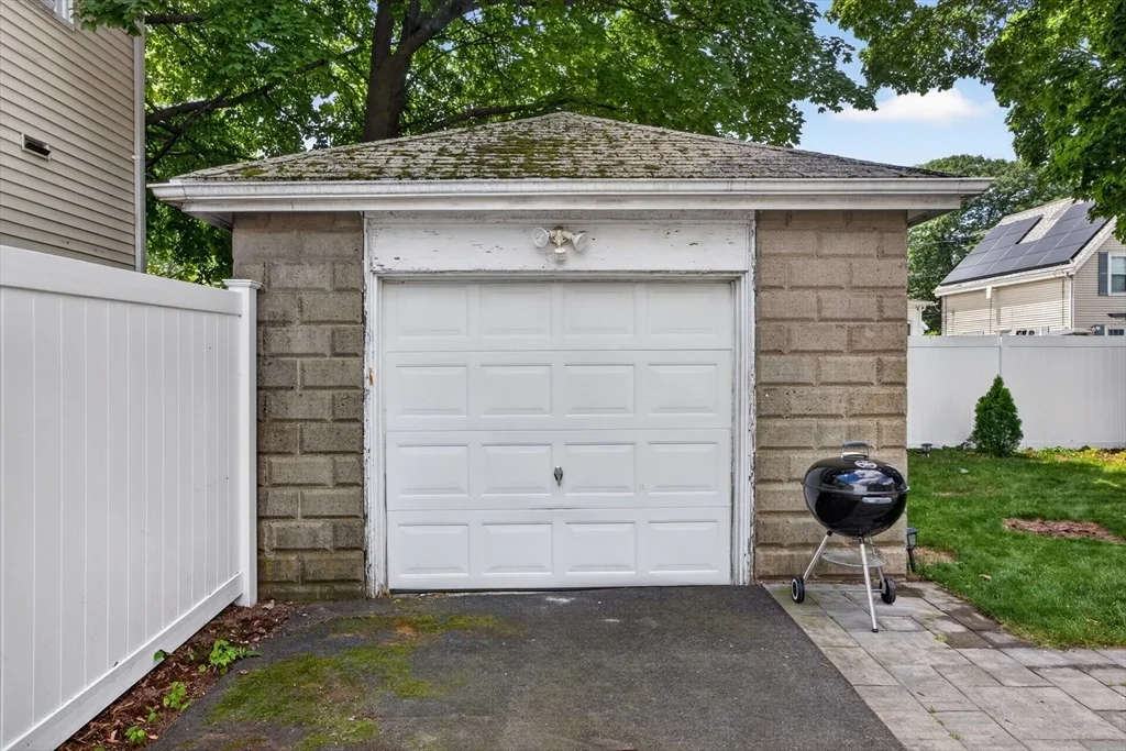 Photo of 524 Eastern Avenue