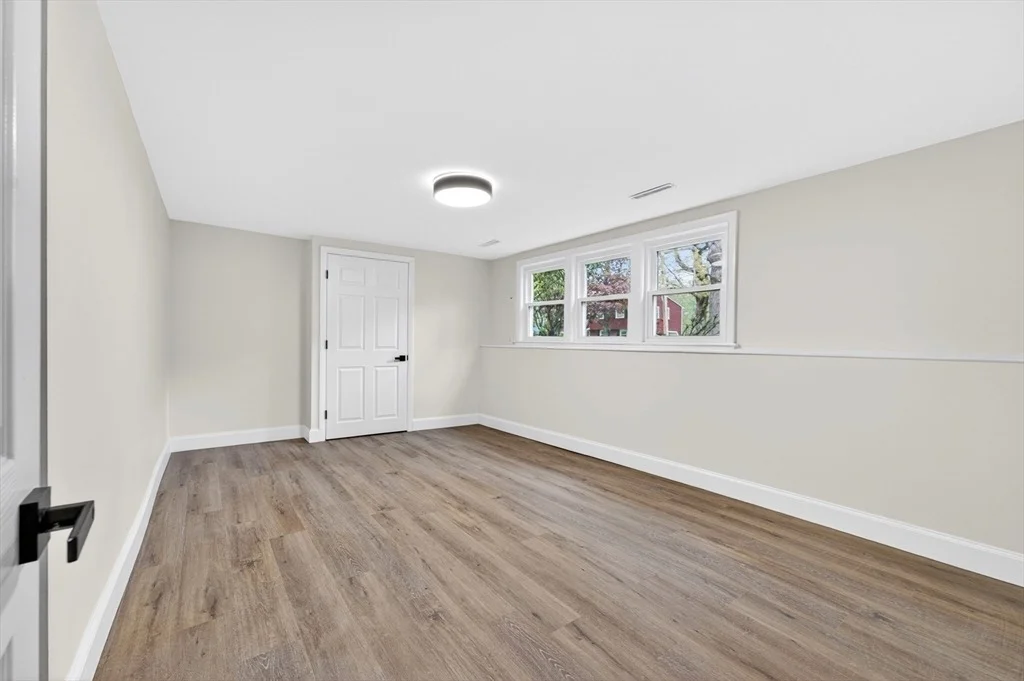 Photo of 6 Sunset Dr