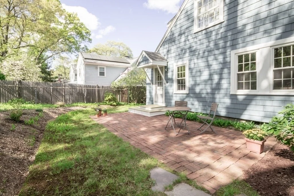 Photo of 4 Crescent St