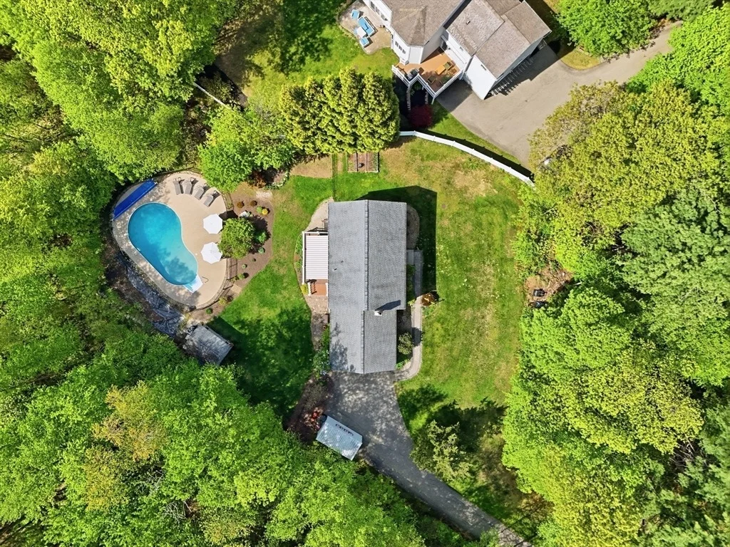 Photo of 16 Parsonage Hill Rd