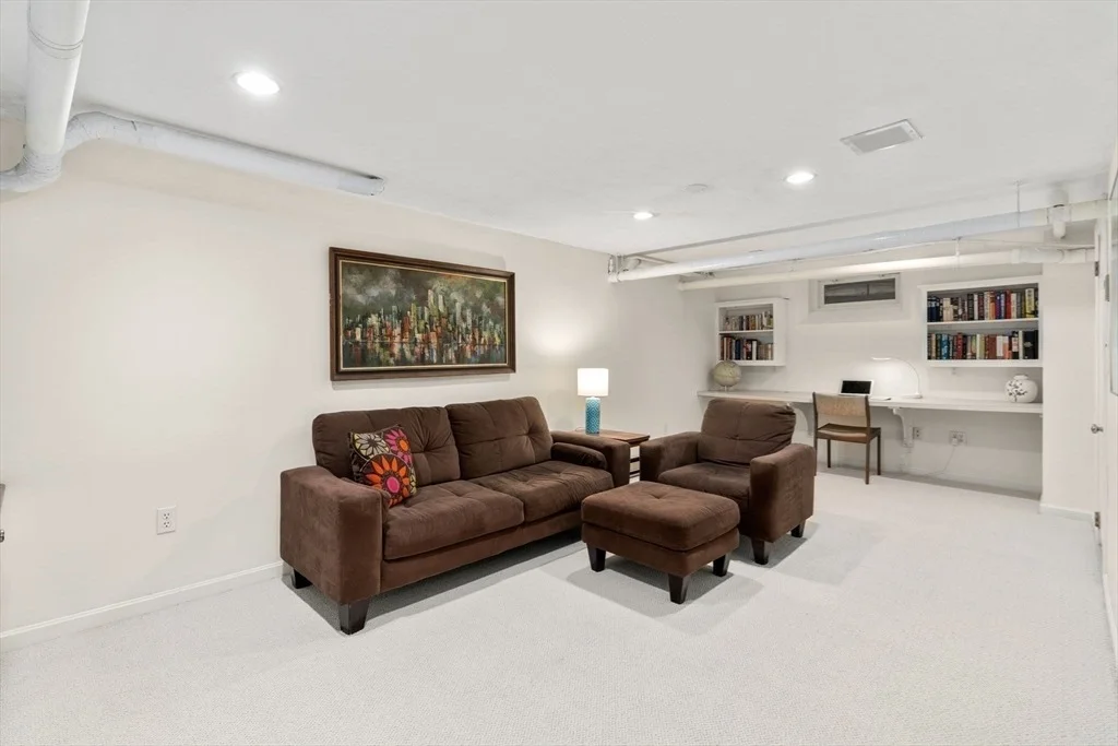 Photo of 6 Wilde Rd