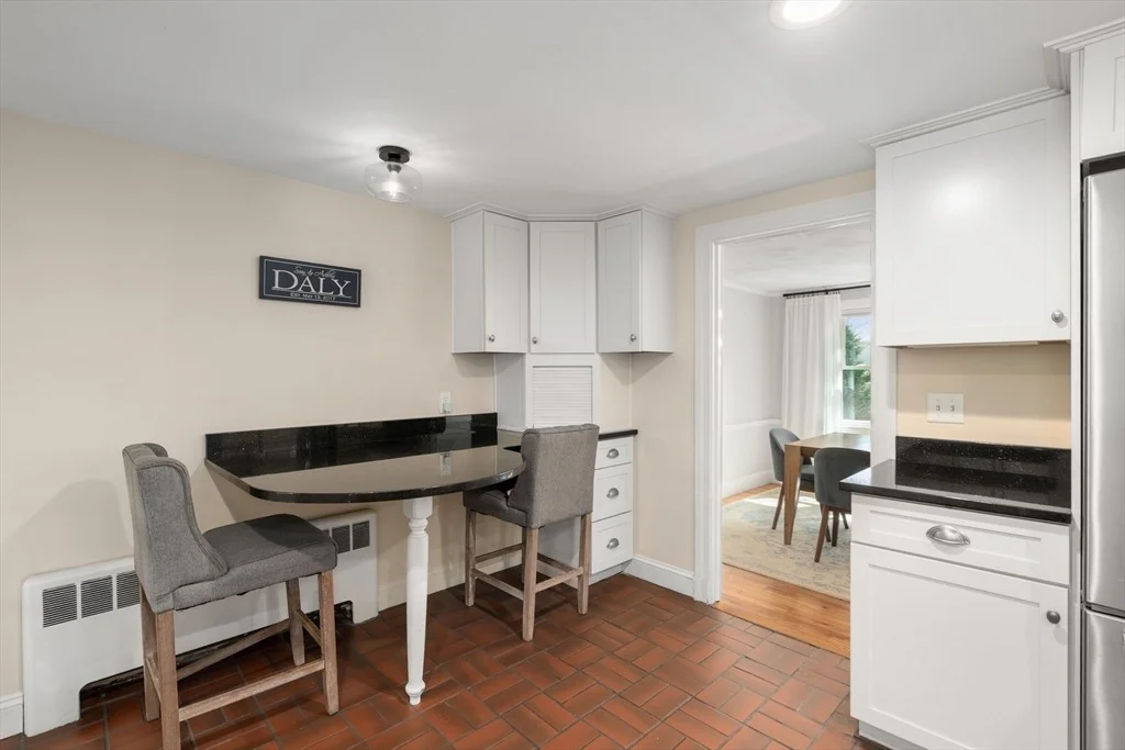 Photo of 14 Fuller Brook Ave