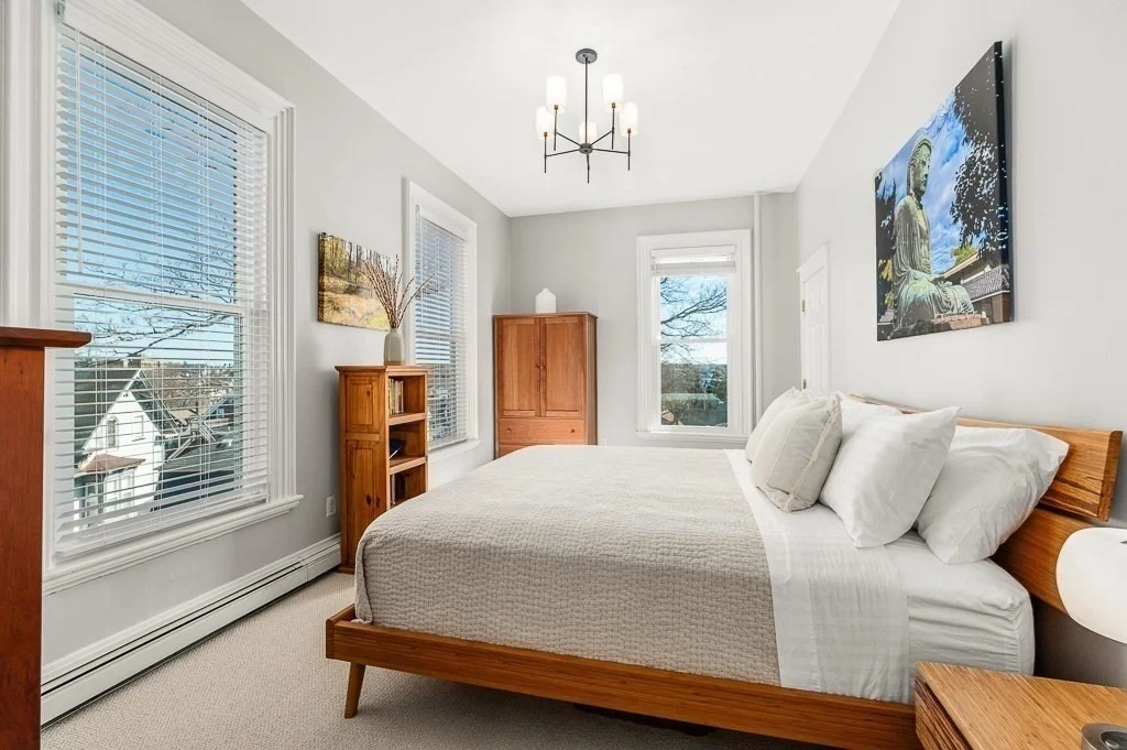 Photo of Unit 2 at 5 Babson Street