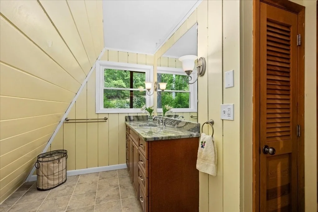Photo of 245 Sutton Rd