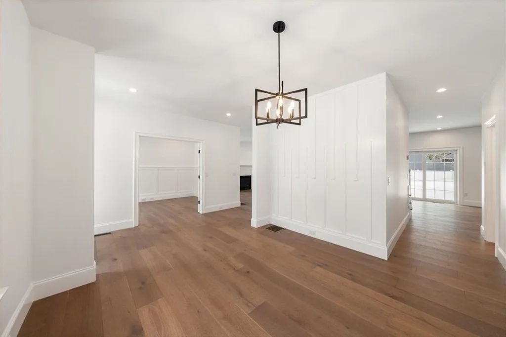 Photo of 37 Longfellow Rd