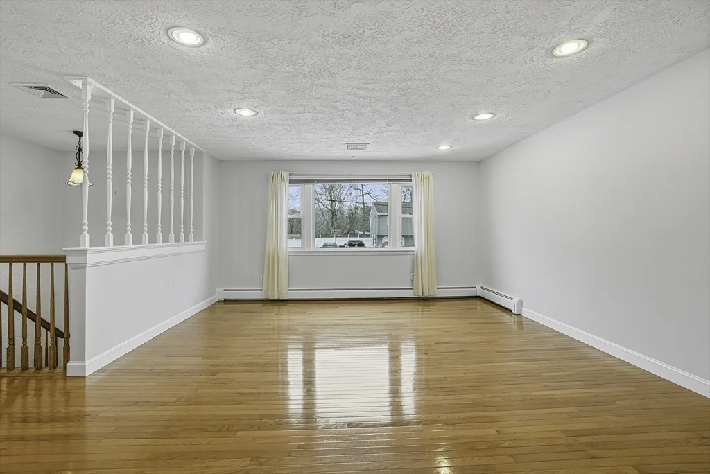 Photo of 38 Walker Ave Ext