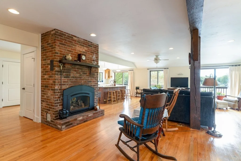 Photo of 38 Warepoint Rd
