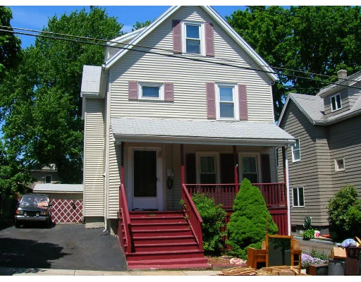 Photo of 134 Walnut St