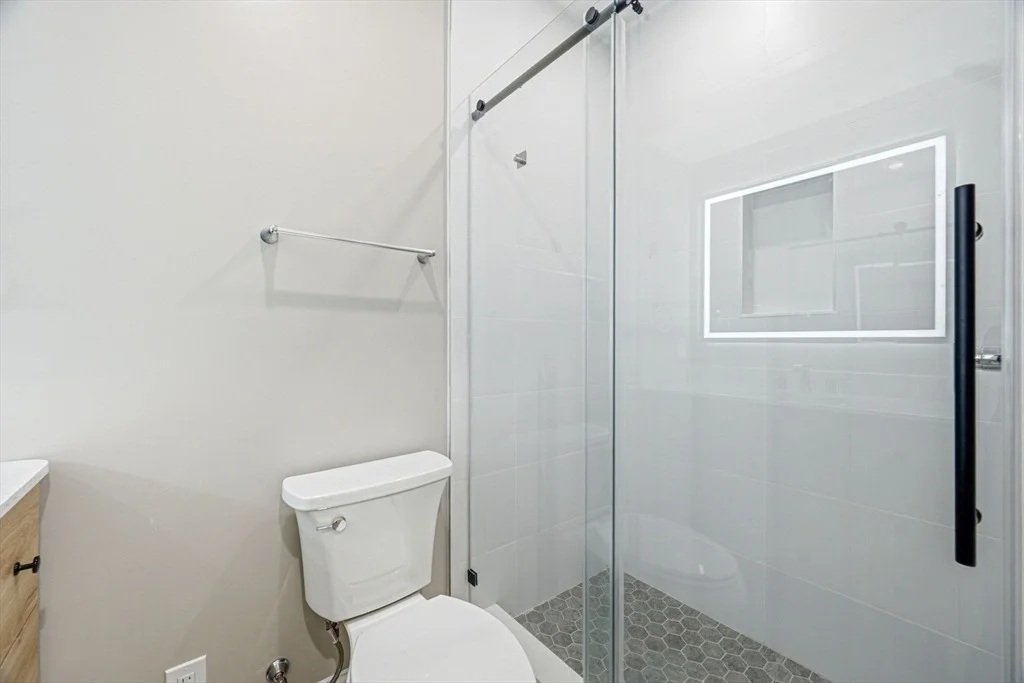 Photo of 63 Russell Rd