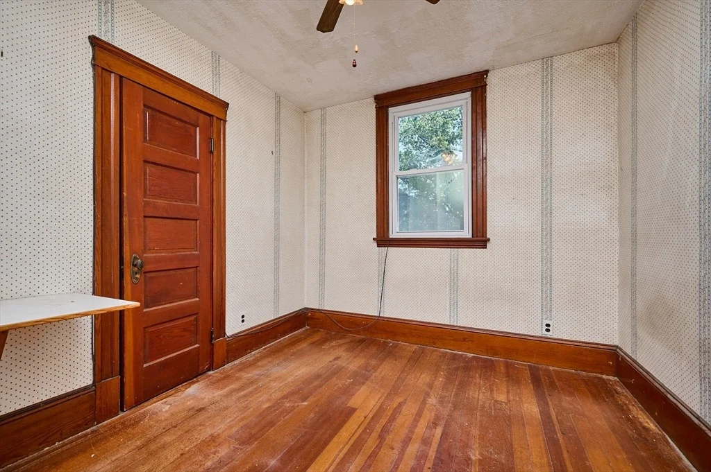 Photo of 87 Holyoke St