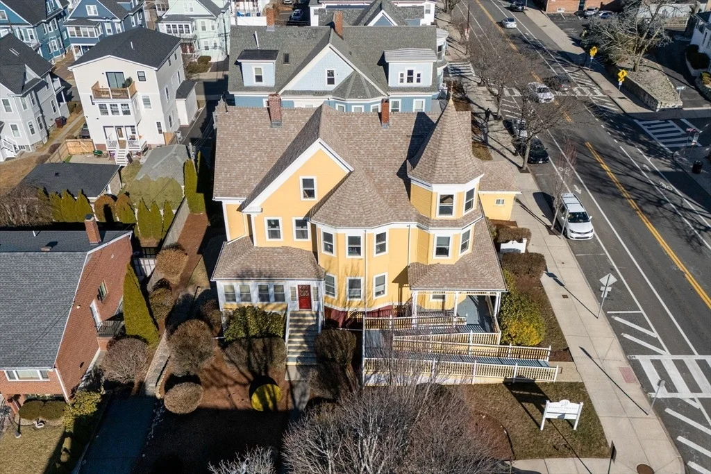 Photo of 826 Broadway