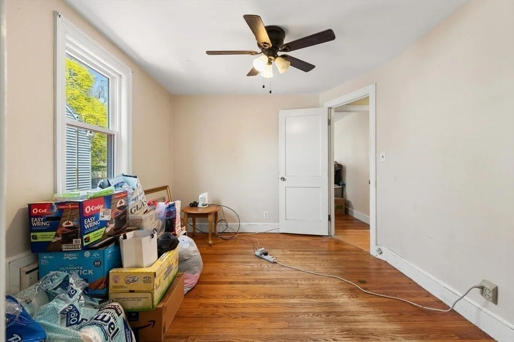 Photo of 152 Springvale Ave